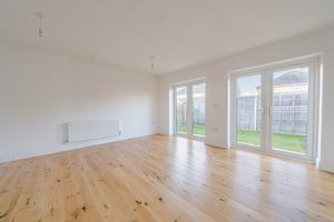 Photo 16- click for photo gallery